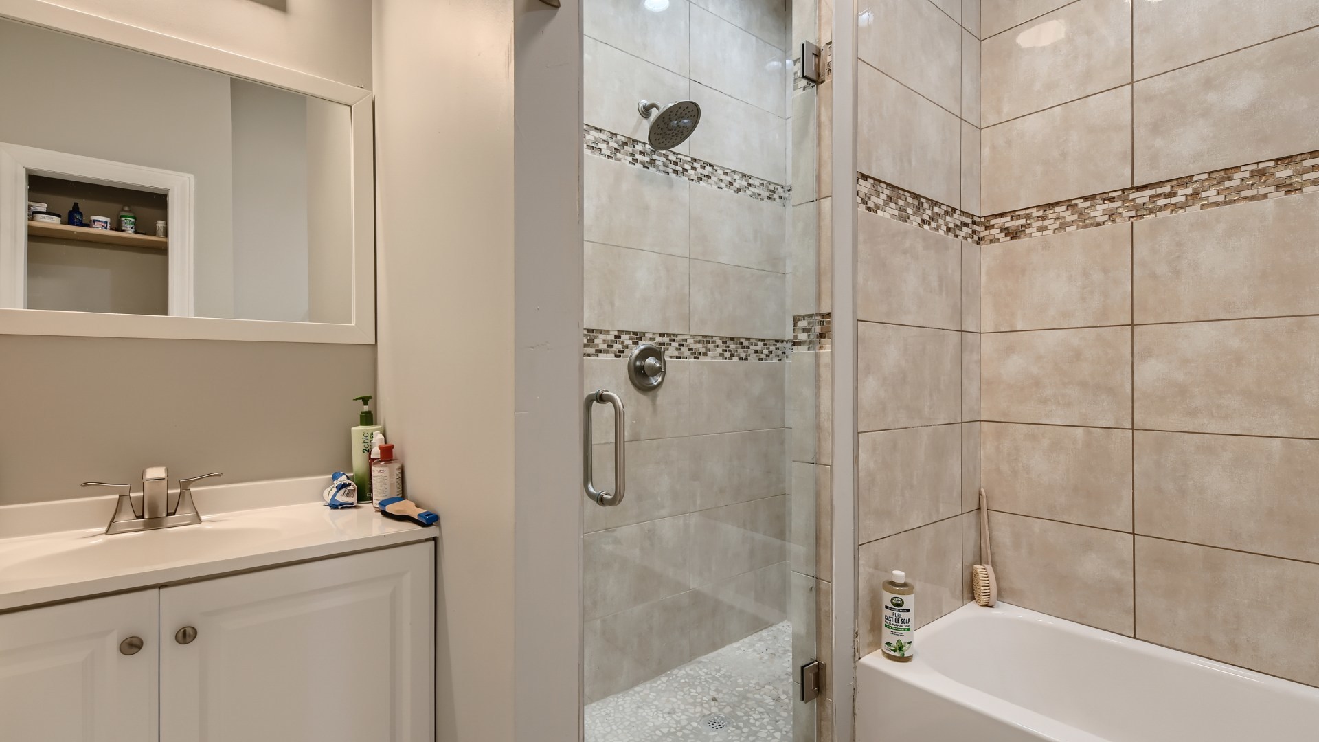 7400 S Stony Island Avenue Unit: 205