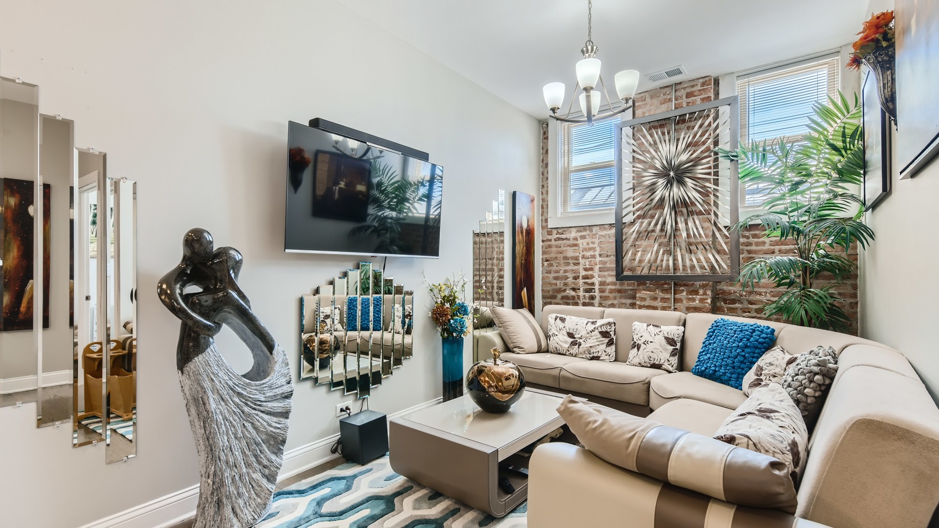 7400 S Stony Island Avenue Unit: 205