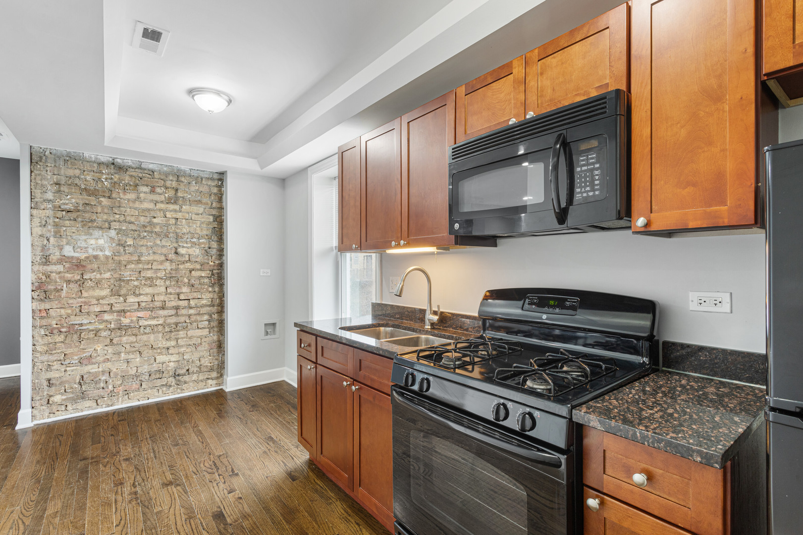 7728 N Ashland Avenue Unit: D3