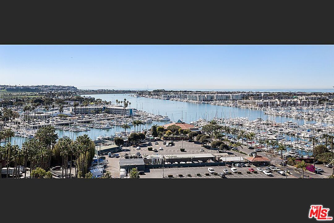 13650 MARINA POINTE DR Unit: 1503