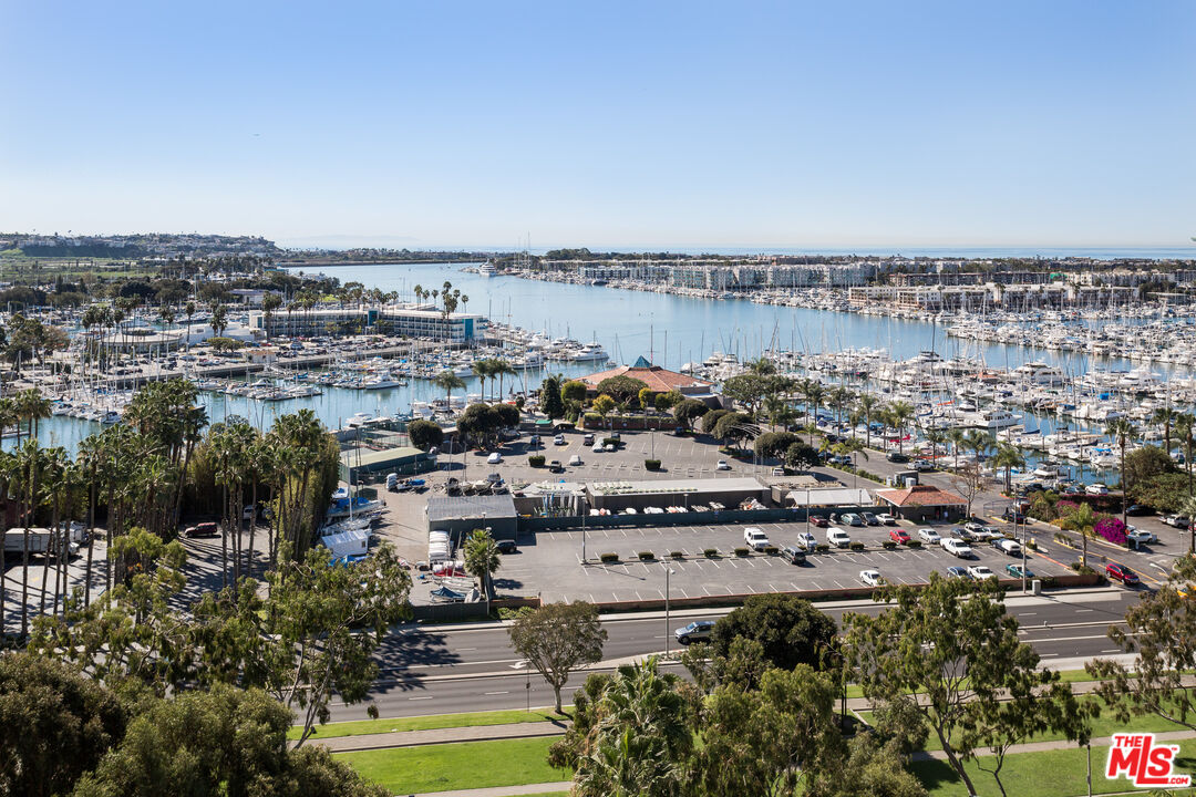 13650 MARINA POINTE DR Unit: 1503