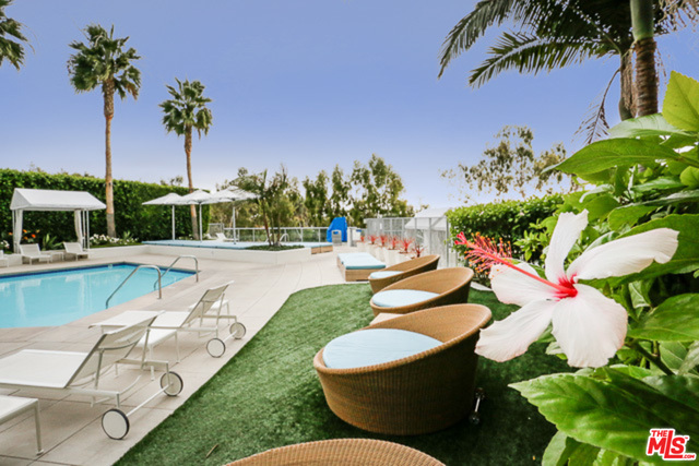 13700 MARINA POINTE DR Unit: 1224