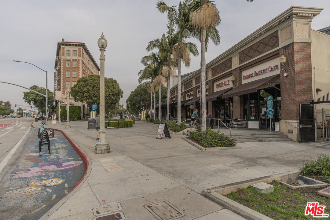 3734 S Canfield Ave Unit: 334