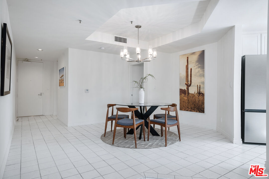 255 Main St Unit: 101