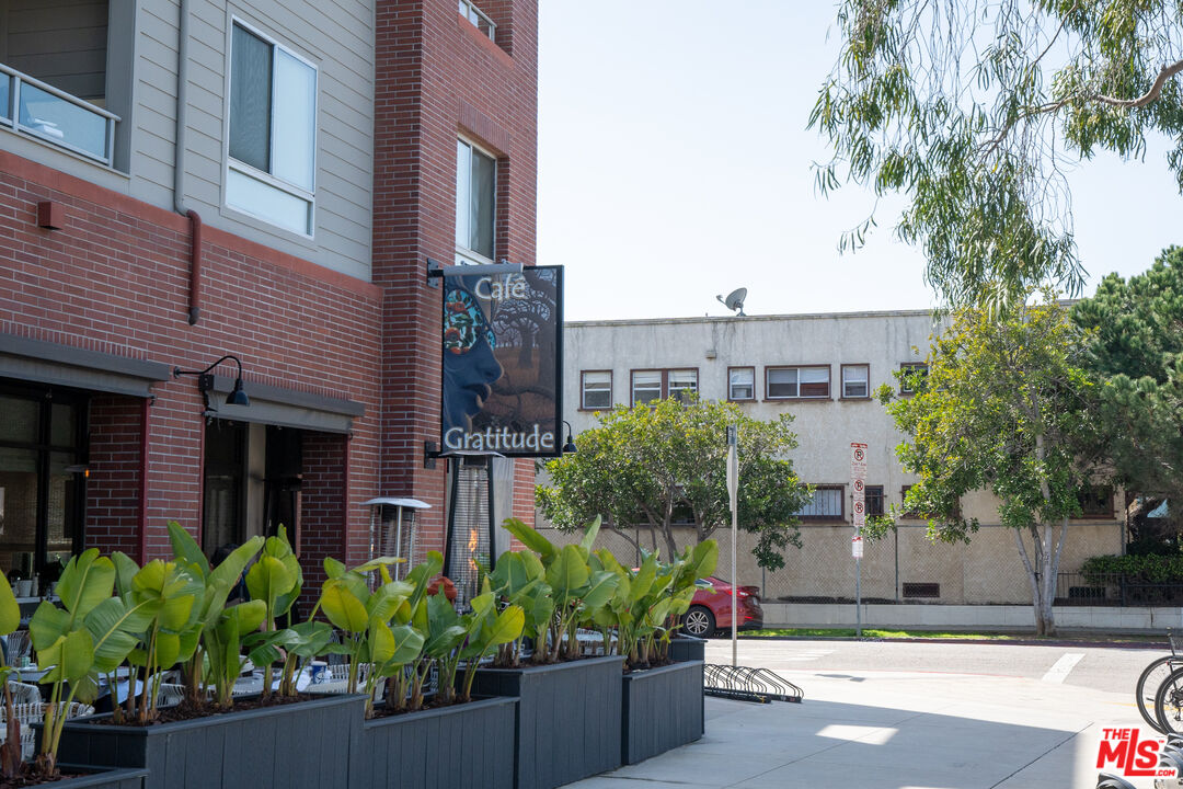 255 Main St Unit: 101