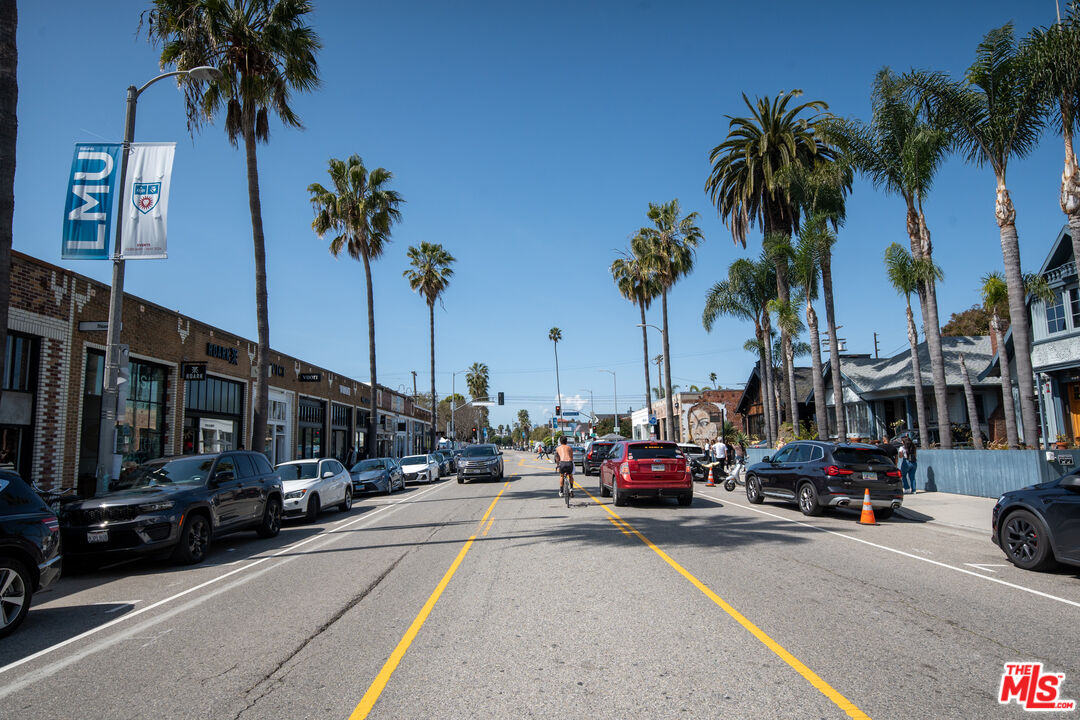 255 Main St Unit: 101