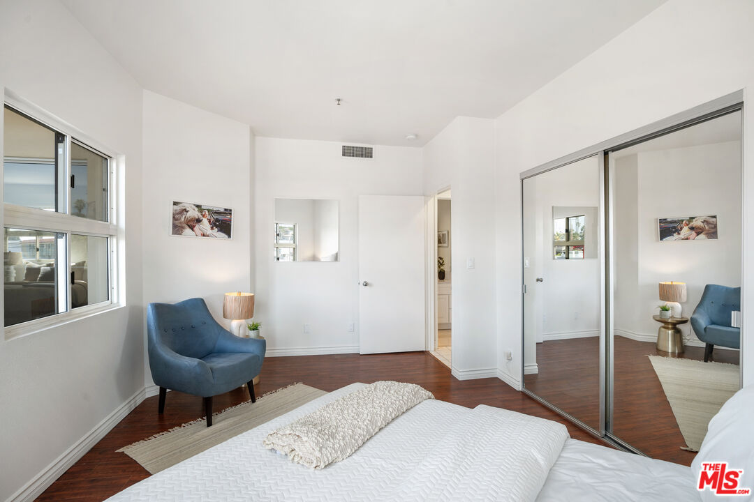 255 Main St Unit: 101