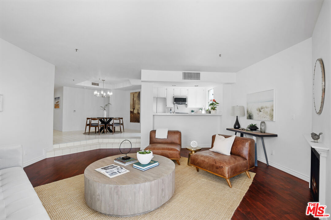 255 Main St Unit: 101