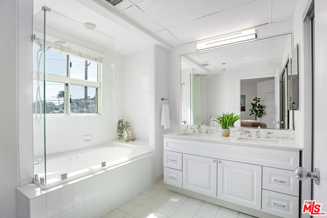 255 Main St Unit: 101