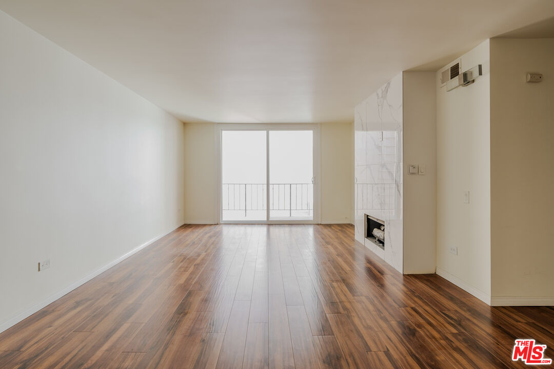 421 S La Fayette Park Pl Unit: 517