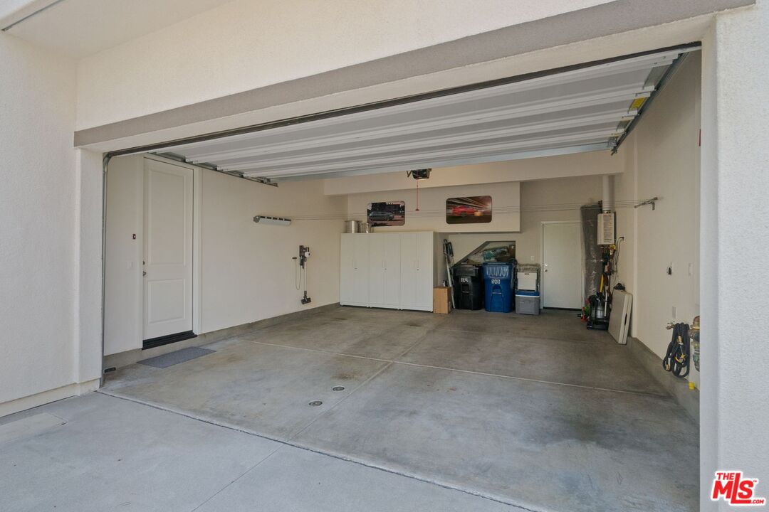 549 Daniel Freeman Cir