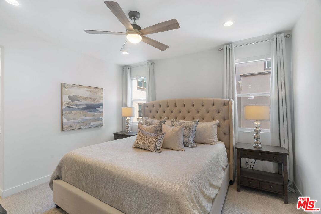 549 Daniel Freeman Cir