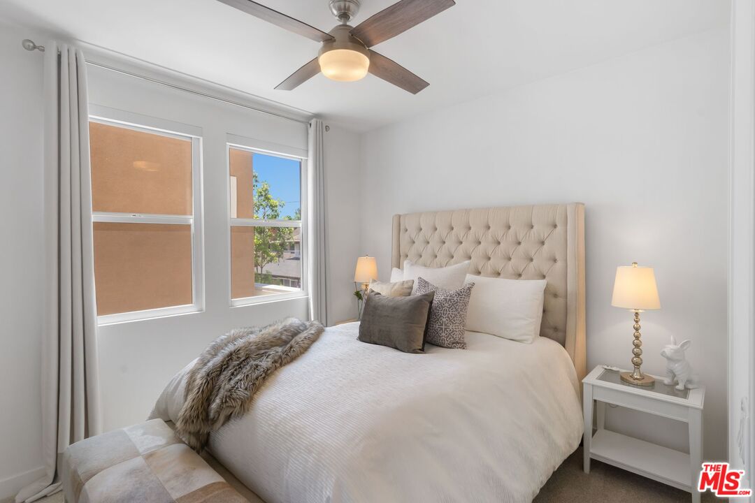 549 Daniel Freeman Cir