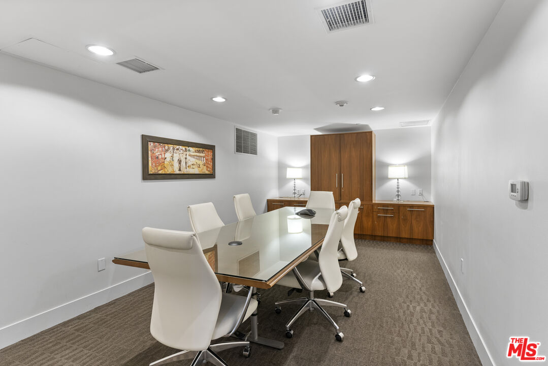 13650 Marina Pointe Dr Unit: 908
