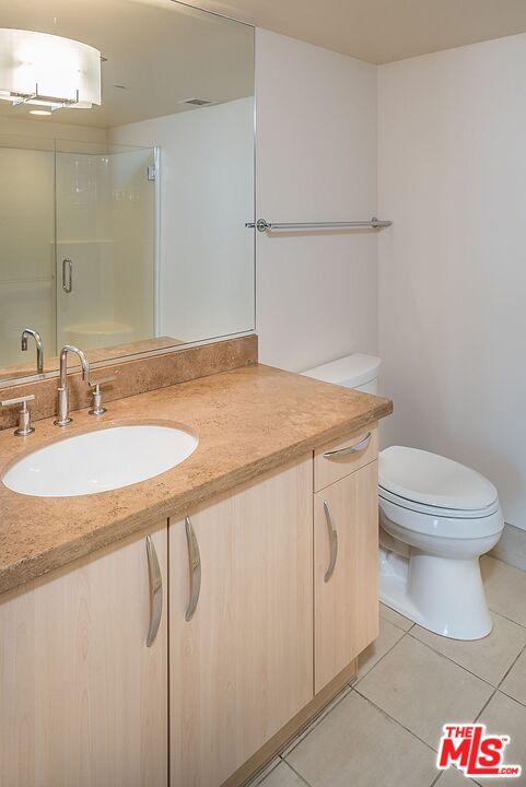 13650 Marina Pointe Dr Unit: 908