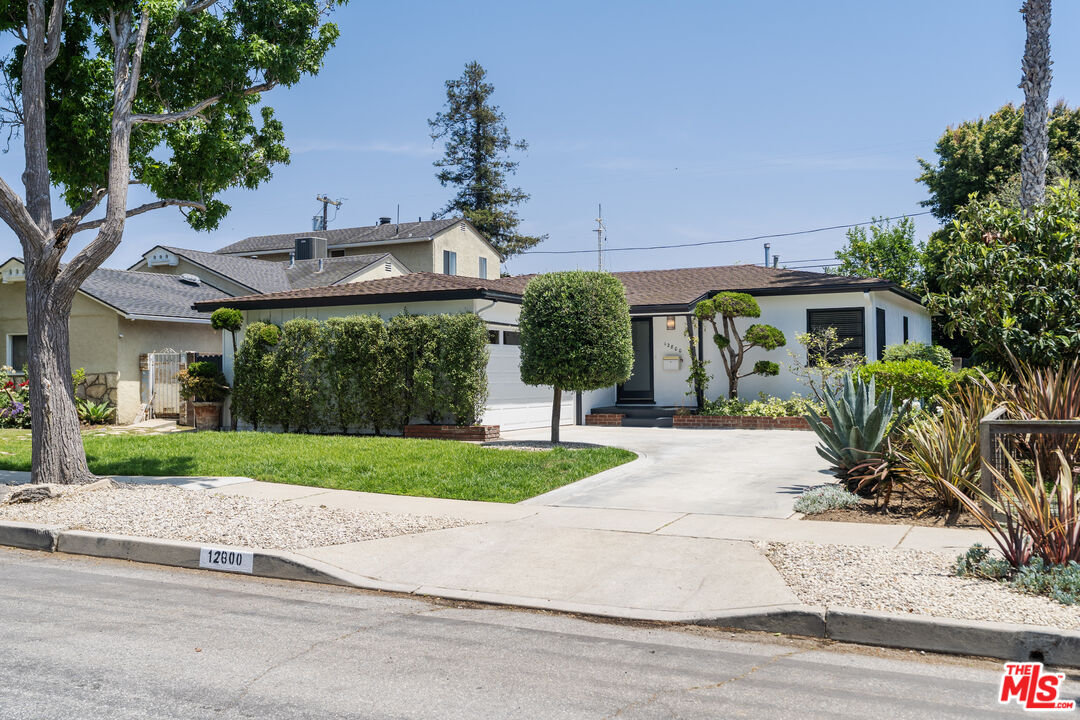 12800 STANWOOD DR