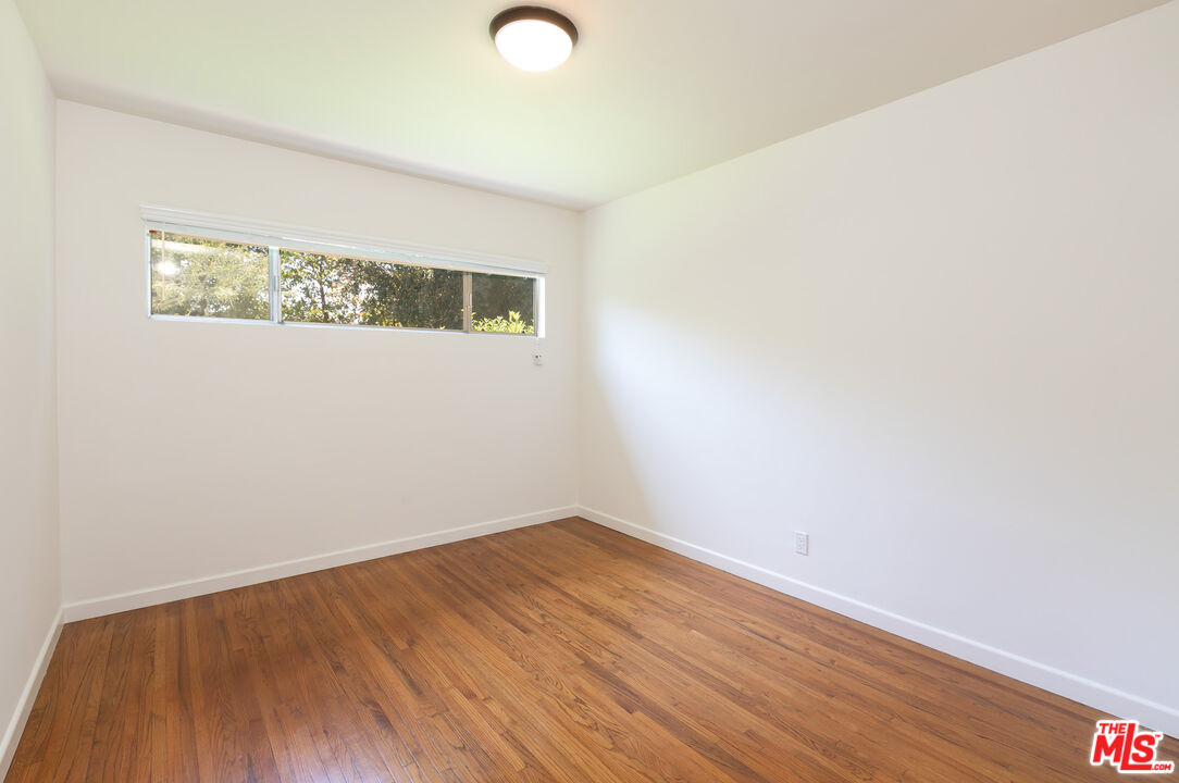 12800 STANWOOD DR
