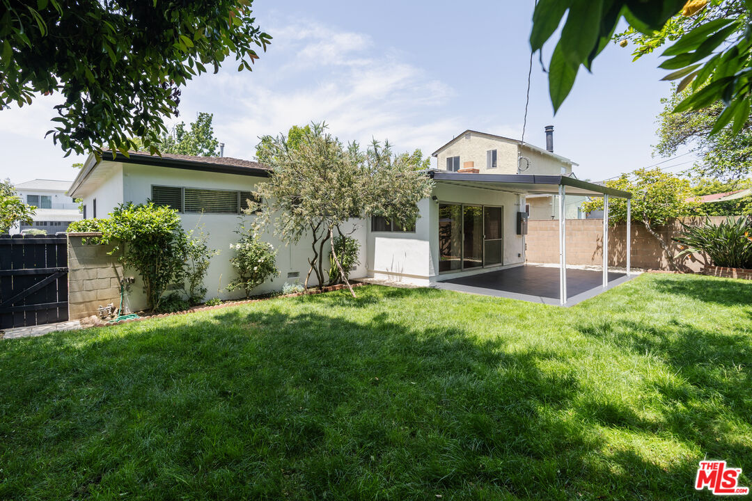 12800 STANWOOD DR