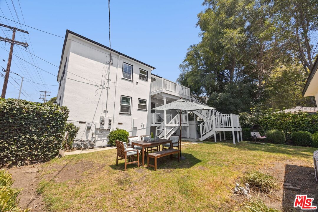 12188 W Sunset Blvd