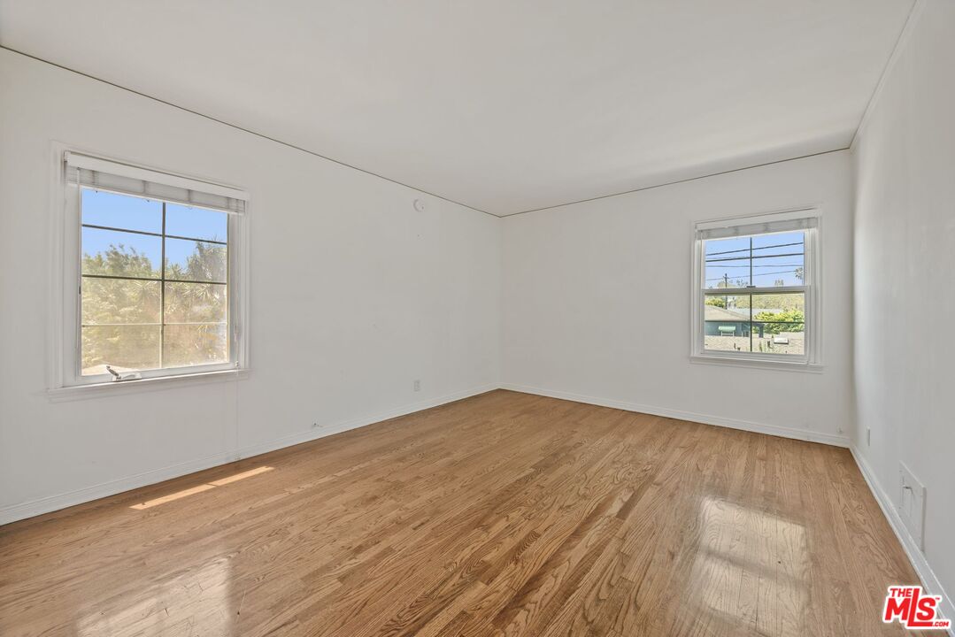 12188 W Sunset Blvd