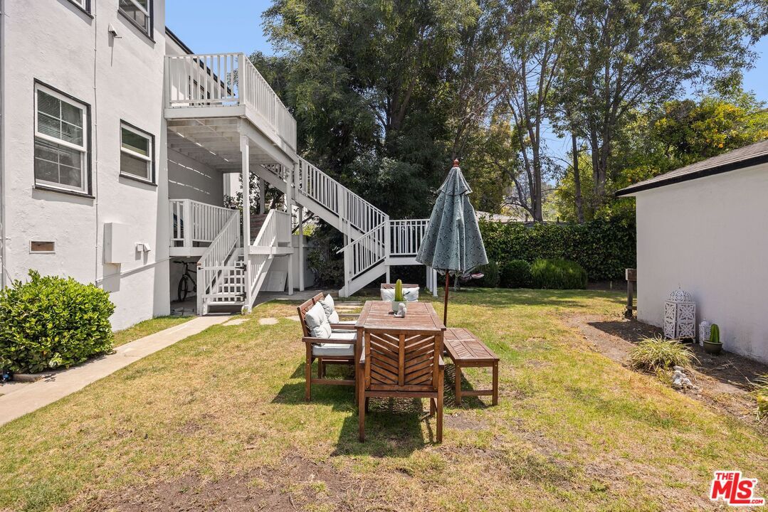 12188 W Sunset Blvd