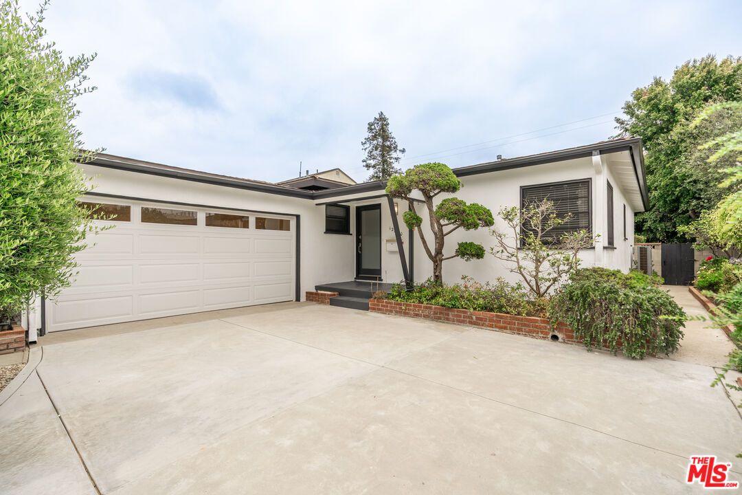 12800 STANWOOD DR