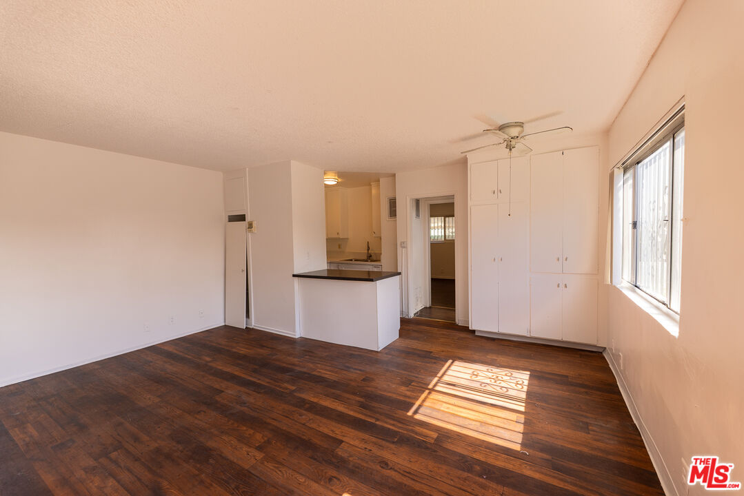 275 Lucas Ave Unit: 11