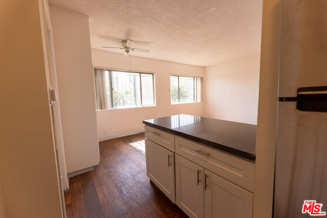 275 Lucas Ave Unit: 11