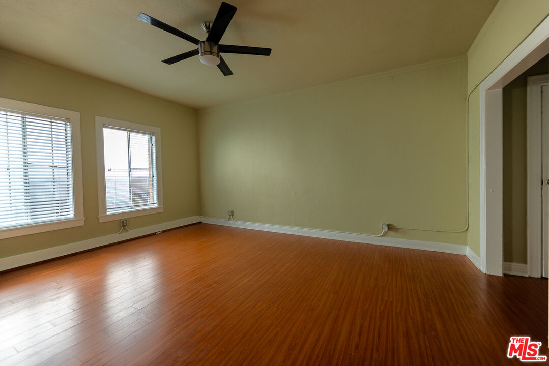 661 Shatto Pl Unit: 405