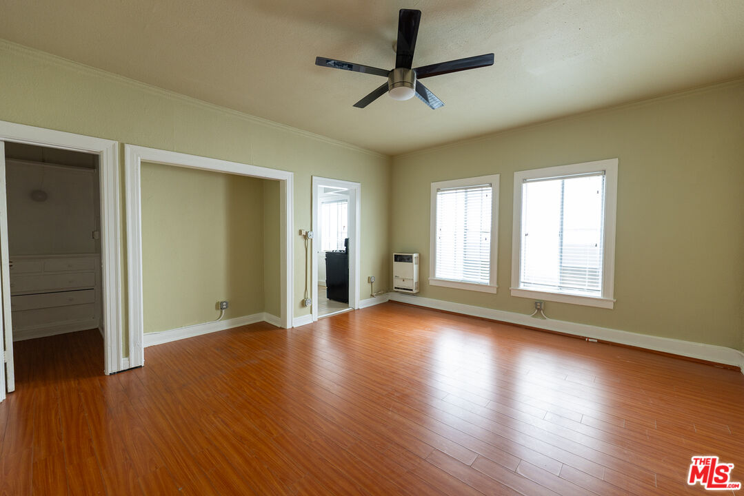 661 Shatto Pl Unit: 405