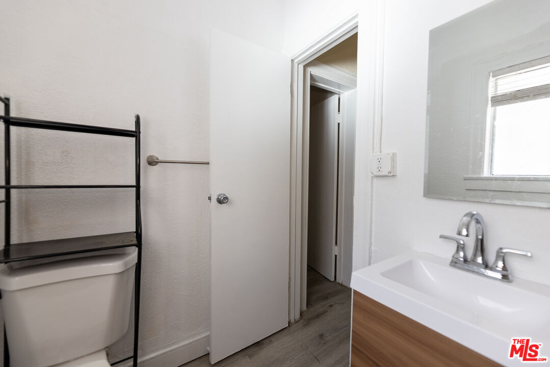 661 Shatto Pl Unit: 109