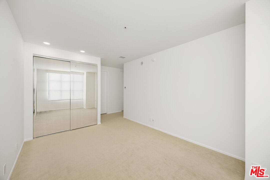 10380 Wilshire Blvd Unit: 404