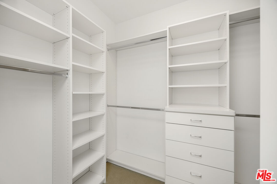 10380 Wilshire Blvd Unit: 404