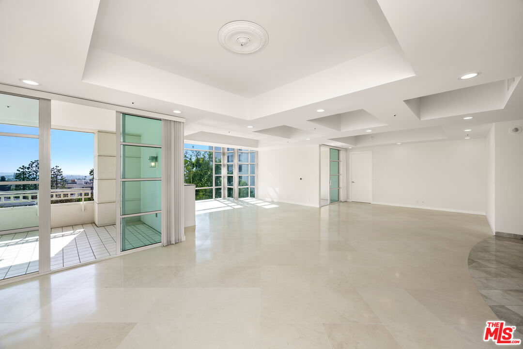 10380 Wilshire Blvd Unit: 404