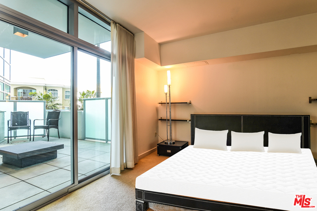 13700 MARINA POINTE DR Unit: 408