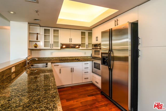 13700 MARINA POINTE DR Unit: 408