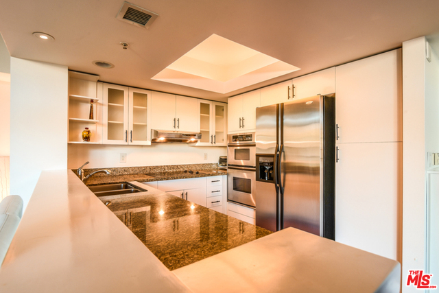 13700 MARINA POINTE DR Unit: 408