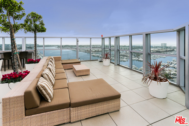 13700 MARINA POINTE DR Unit: 408