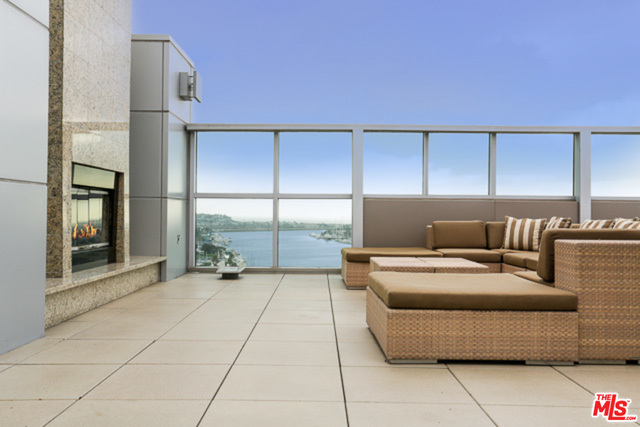 13700 MARINA POINTE DR Unit: 408