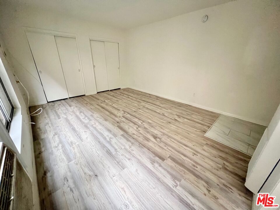 1118 Waterloo St Unit: 6