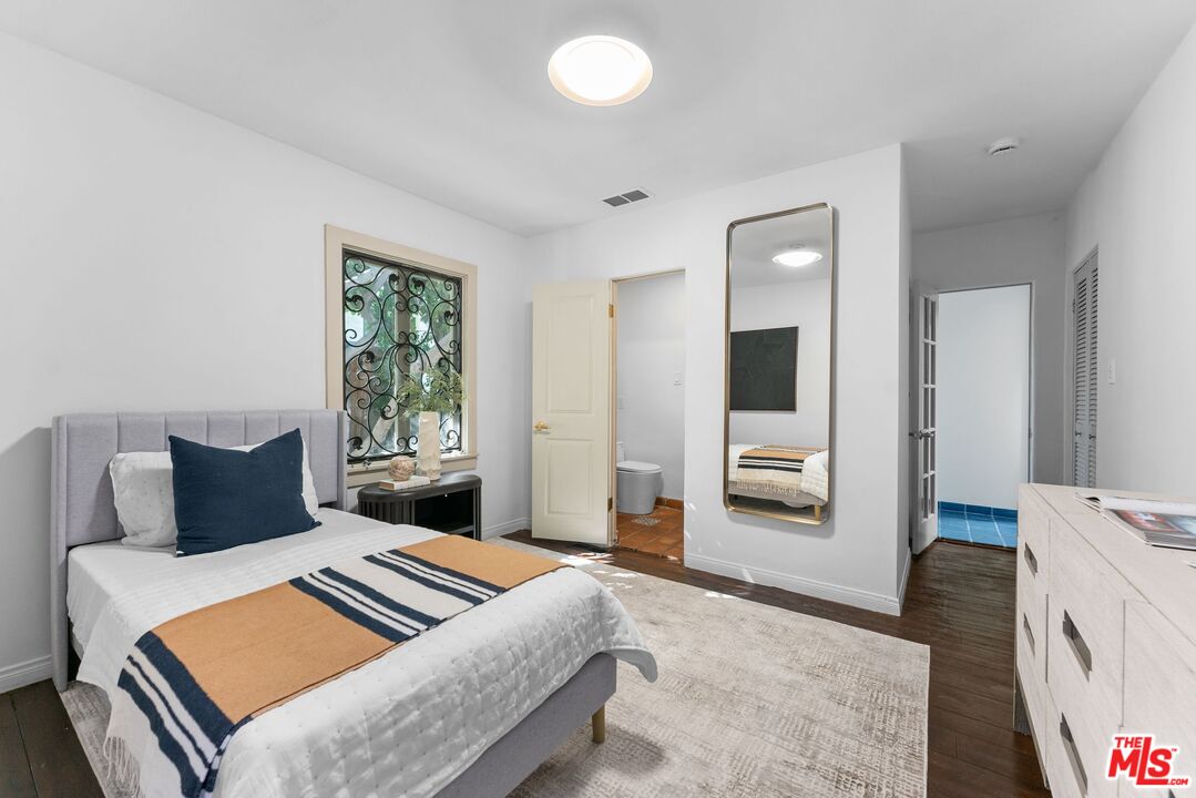 10320 Mississippi Ave