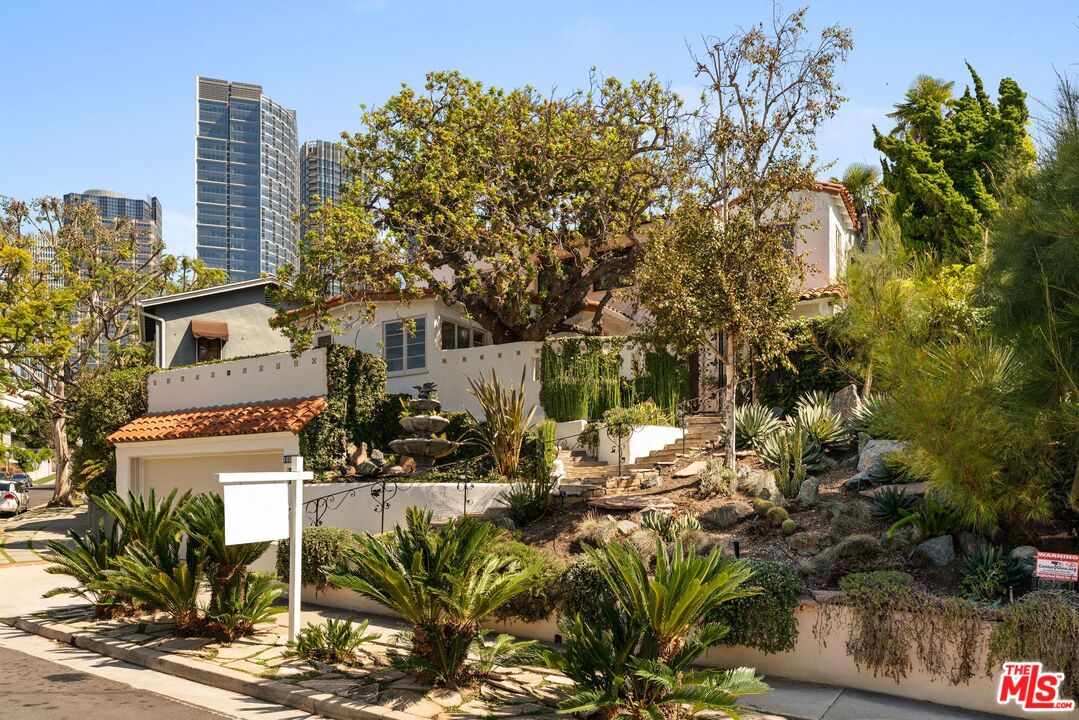 10320 Mississippi Ave