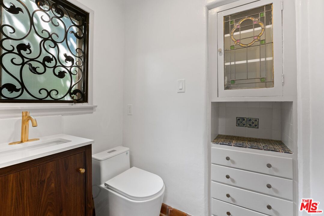 10320 Mississippi Ave