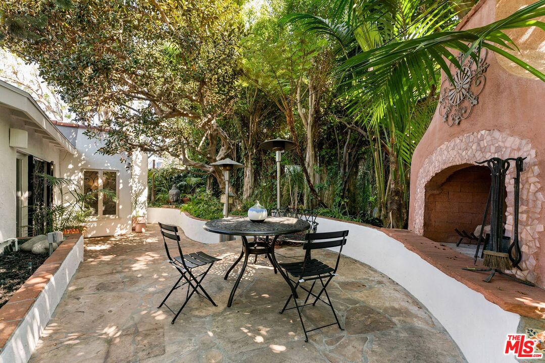 10320 Mississippi Ave