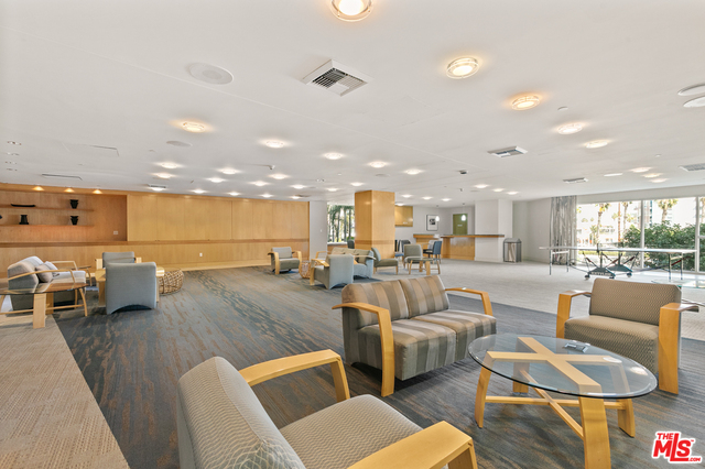 13600 Marina Pointe Dr Unit: 1507