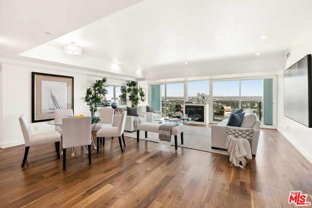 13600 Marina Pointe Dr Unit: 1507