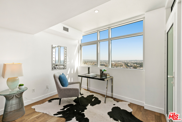 13600 Marina Pointe Dr Unit: 1507