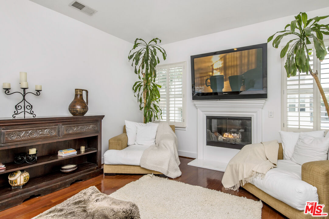 6021 Dawn Crk Unit: 12