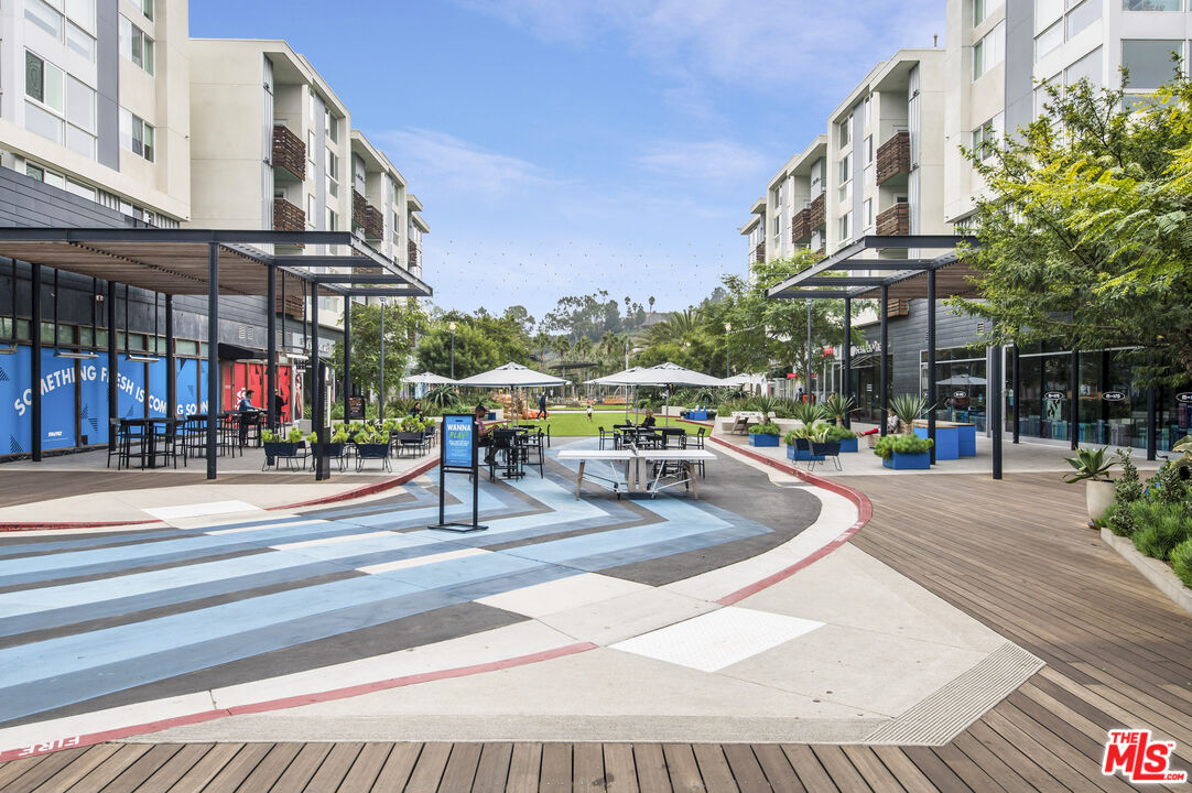 6021 Dawn Crk Unit: 12