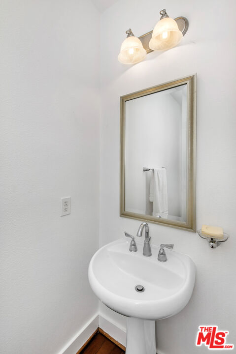 6021 Dawn Crk Unit: 12